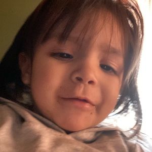 Meet your Posher, Mayra